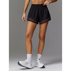 Спортивные шорты